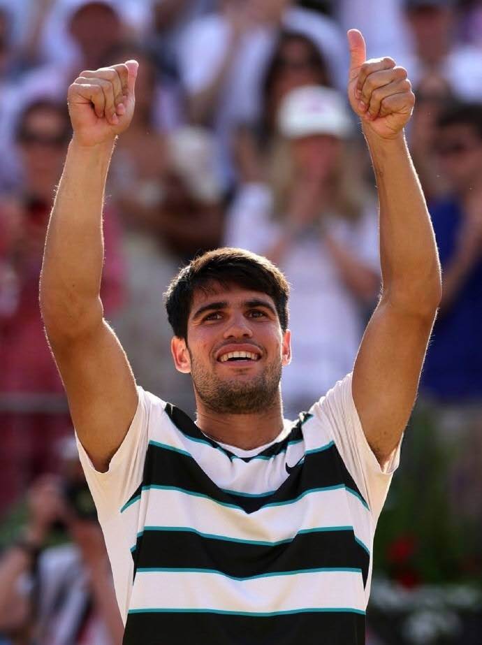 包含西班牙网球队碾压日本网球队，西西帕斯惊艳世界的词条